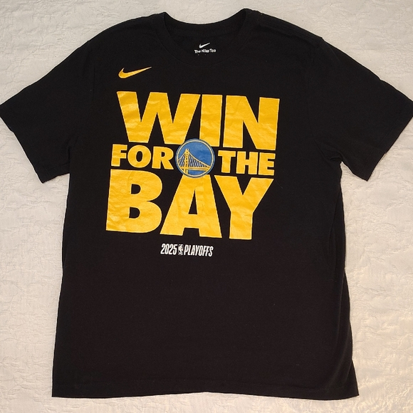 Nike Mens Black Tee with Yellow Graphic Warriors! - Picture 1 of 3